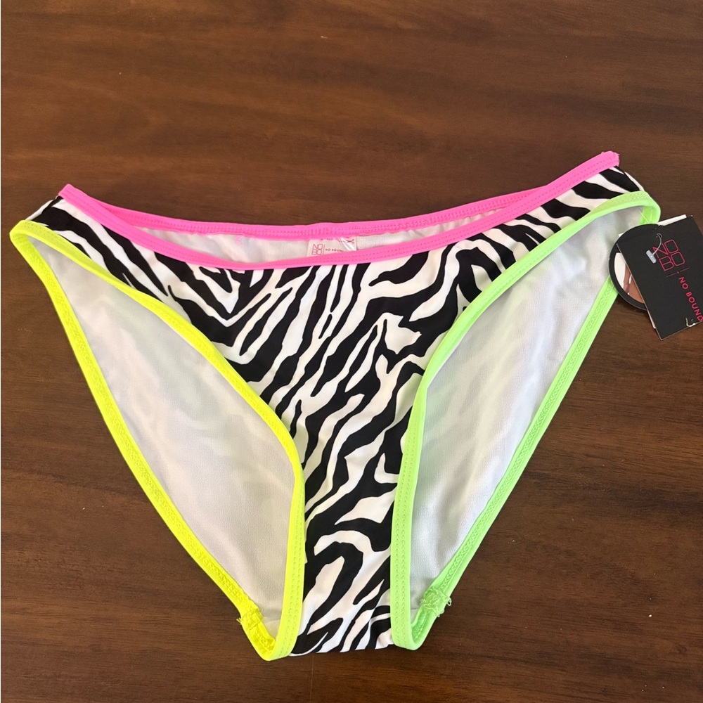 NWT No Boundaries Junior's Tricot High Leg Bottom Zebra Swirl Med (7-9) swim